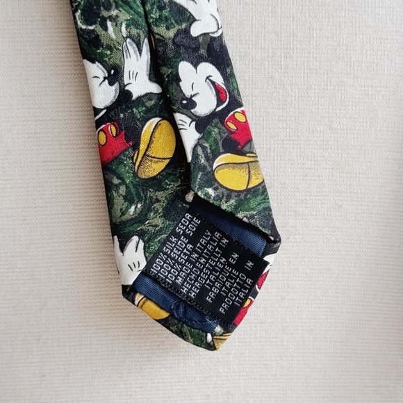 90's VINTAGE Disney Store Silk Mickey Mouse Patterned Tie - Picture 4 of 4